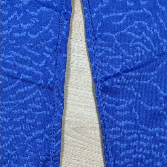 Gymshark Adapt Animal Seamless Court Blue Leggings size Small - Picture 5 of 6